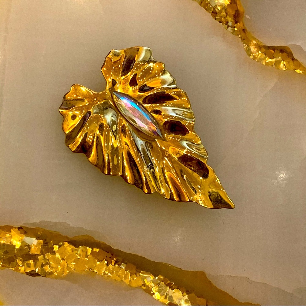 Vintage Golf Leaf Pin Brooch - Picture 3 of 3